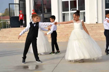 ‘Son Balo’ gösterisi ile 10 Kasım’a özel anma 