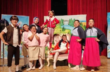 Sorgun Belediyesi Tiyatro Topluluğu İç Anadolu turnesinde 5 bin seyirciyle buluştu 