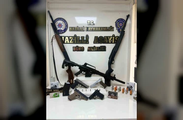 Sosyal medyadan silah teşhiri yapan 3 kişi yakalandı 