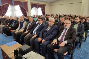 Şuhut’ta din görevlilerine yönelik eğitim toplantısı 