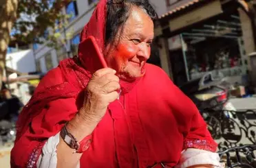 Sultan Özcan’ın hatırasına kırmızı vefa!