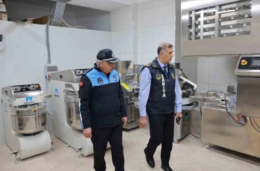 Sultanbeyli Belediyesi’nden fırın ve pastanelere sıkı denetim 