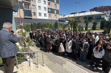 Sultanbeyli’de okullarda güvenlik ve psikolojik destek vurgusu: "Velilerimiz müsterih olsun, emniyetimizle sürekli iş birliği halindeyiz" 