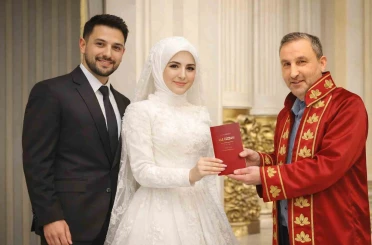 Sultanbeyli’de ücretsiz nikah hizmetinden 4 bin çift faydalandı 