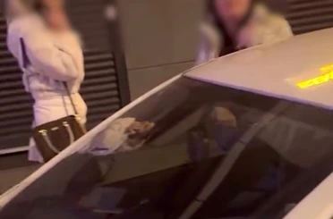 Sultangazi’de taksici ile yolcular arasında ücret tartışması: Bin liralık ücreti 400 lira ödedikleri iddia edildi 