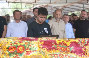 Suudi Arabistan’da yangında ölen 4 Hataylı memleketlerinde toprağa verildi 