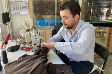 Tadilat talepleri sebebiyle terzi esnafının işi yoğunlaştı 