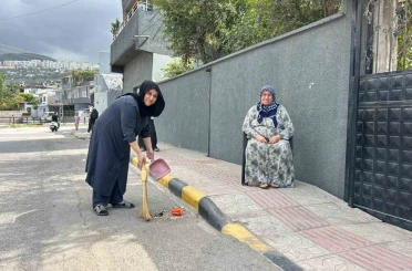 Takdir toplayan 60 yıllık temizlik geleneği anne mirasıyla 10 yıldır kızına geçti 