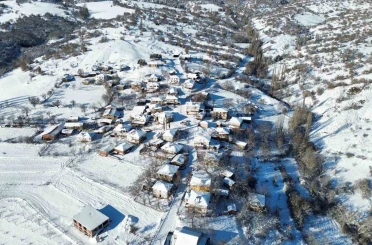 Tarihi ilçede kış güzelliği 