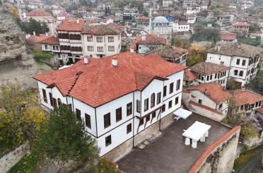 Tarihi rüştiye binası "Kalealtı Eğitim ve Kent Tarihi Müzesi"ne dönüştü 