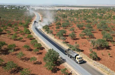 Tarihi ve doğasıyla büyüleyen Halfeti’de kırsal yollar yenileniyor 