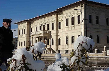 Tarkan’ın 946 milyonluk eğitim bağışı iddiaları yalanlandı 