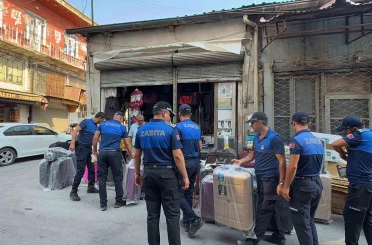Tarsus Belediyesinden kaldırım işgallerine karşı kararlı denetim 