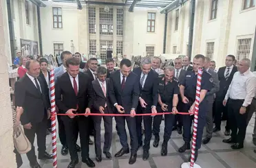 Tarsus’ta hükümlülerin el emeği eserleri sergilendi
