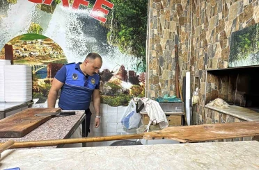 Tarsus’ta lokanta, kafe ve marketlerde denetim yapıldı 