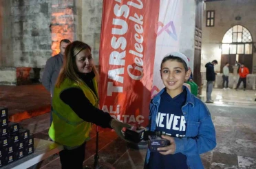 Tarsus’ta Regaib Kandili dayanışmayla karşılandı 