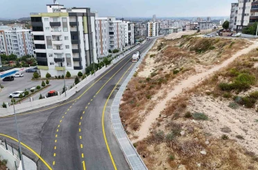 Tarsus’ta yol çalışmalarıyla ulaşım güvenliği artıyor 