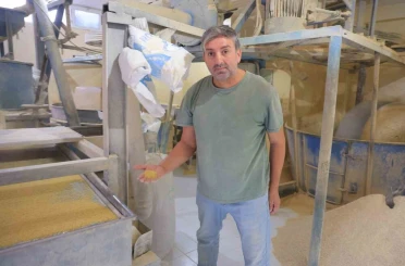 Taş değirmenler zamana direniyor