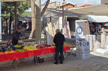 Tavas Belediyesi güvenilir alışverişi için pazaryerlerinde tartıları kontrol etti 