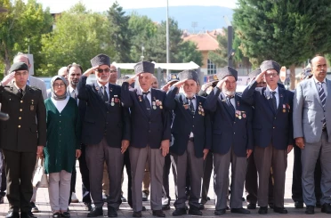 Tavşanlı’da 19 Eylül Gaziler Günü törenle kutlandı 