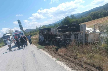 Tavşanlı’da beton mikseri devrildi: 1 yaralı 