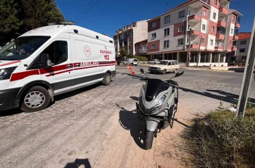 Tavşanlı’da otomobil ile motosiklet çarpıştı: 2 yaralı 