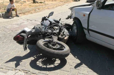 Tavşanlı’da otomobil ile motosikletle çarpıştı: 1 yaralı 