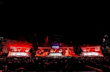 Tayland yeni yılı havai fişek gösterileriyle karşıladı 