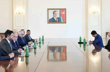 TBMM Başkanı Kurtulmuş, Azerbaycan Cumhurbaşkanı Aliyev tarafından kabul edildi 