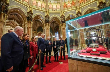 TBMM Başkanı Kurtulmuş: "Türkiye’nin AB’ye tam üyeliği Türkiye’den çok Avrupa’nın kurumsal kimliğine katkı sunacaktır" 