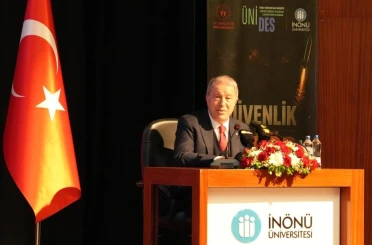 TBMM Milli Savunma Komisyonu Başkanı Hulusi Akar, Malatya’da öğrencilerle buluştu 
