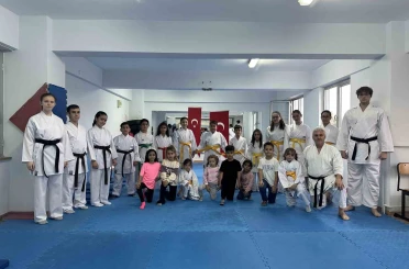 Tekirdağ’da geleceğin karatecileri yetişiyor 