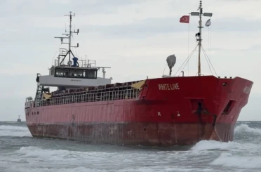 Tekirdağ’da yük gemisi karaya oturdu 