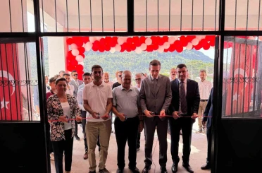 Tekmen Ortaokulunun yeni hizmet binası açıldı 