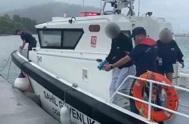 Teknede yaralanan vatandaşa Sahil Güvenlik’ten tıbbi tahliye 