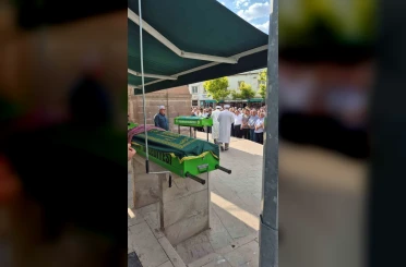 Teknenin alabora olması sonucu hayatını kaybeden 3 kişi yan yana son yolcuğuna uğurlandı 