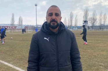 Teknik Direktör Çağlayan: "Bir galibiyet serisi yakalayıp, üstleri zorlamamız lazım" 