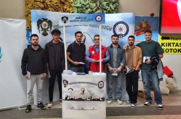 TEM ekipleri üniversiteli gençleri bilgilendirdi 