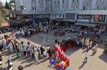 Terme’de halk oyunları şenliği başladı 
