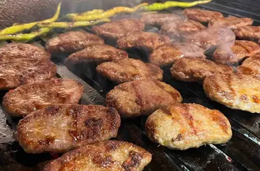Tescilli Çerkezmüsellim pabuç köftesinin lezzeti 44 yıldır değişmedi
