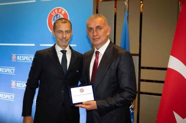 TFF Başkanı Hacıosmanoğlu, UEFA Yönetim Kurulu Toplantısı’na katıldı 