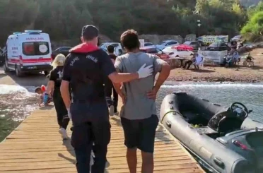 Ticari yatta rahatsızlanan vatandaşa Sahil Güvenlik tıbbi tahliye gerçekleştirdi 