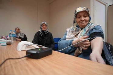 Tıpta çığır açacak gelişme: Bu cihaz sayesinde kronik hastalar evde tedavi edilebiliyor 