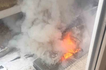 Tofaş araç alevlere teslim oldu 