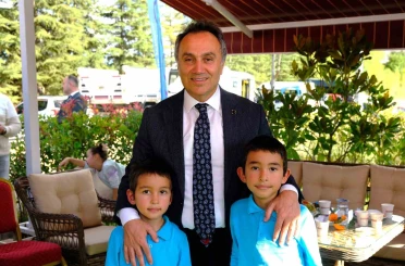 TOGÜ’de gönül bağlarında hasat şenliği coşkusu 