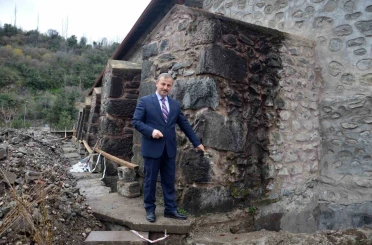 Tokat’ta 881 yıllık tarihi cami Osmanlı hamam sistemiyle ısıtılıyor 