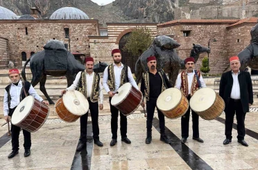 Tokat’ta Ramazan geleneği yaşatılıyor, 21 davulcu sahaya çıkıyor 