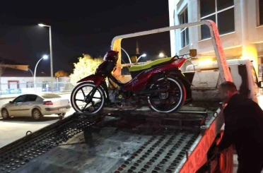 Tokat’ta trafik güvenliğini tehlikeye düşüren motosikletlilere ceza yağdı 