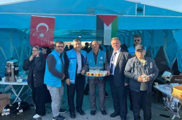 Tomarza’da Gazze için hayır panayırı yapıldı