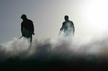 Torlukçuların dumanlı hayatı: Zor şartlarda üretilen kömürün tonu 28 bin liradan satılıyor 